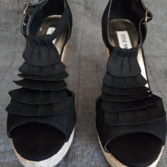 Steve Madden Black w/Beige Basket Weave Wedge (Size 5.5) - Picture 7 of 11